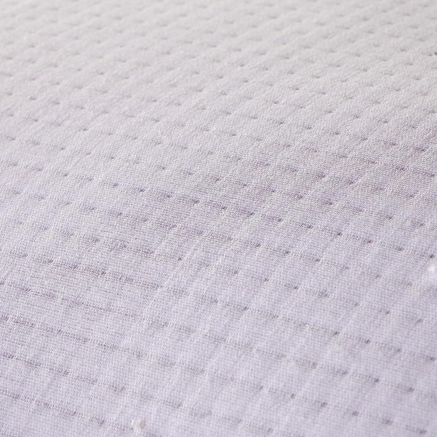 Hotel Collection 240 x 260 cm Quilted Bedspread in Sustainable Cotton Soft and Durable White and Grey Bedding for Elegant Bedroom Decor