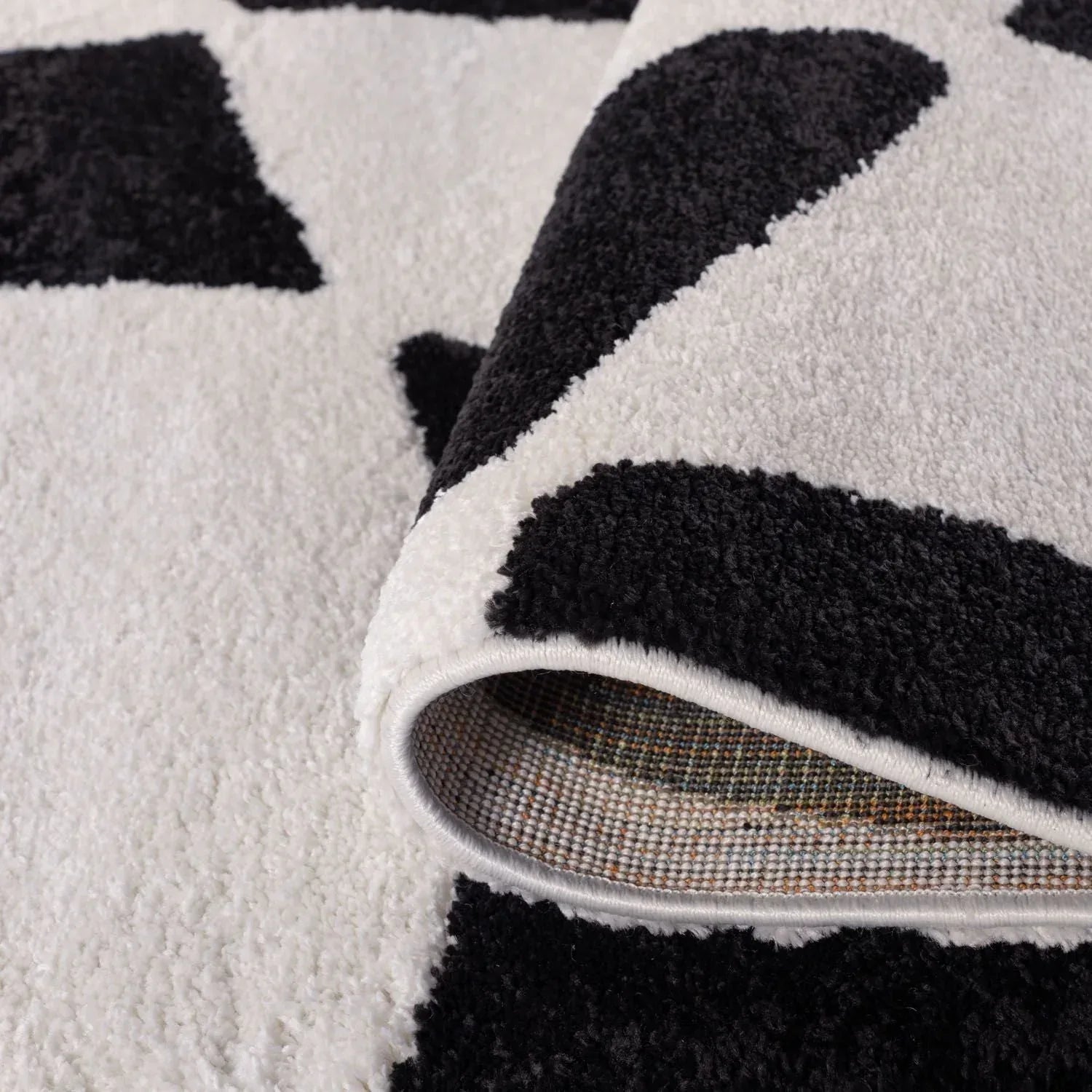 joli_9400_black_white_folded - Bobobiy