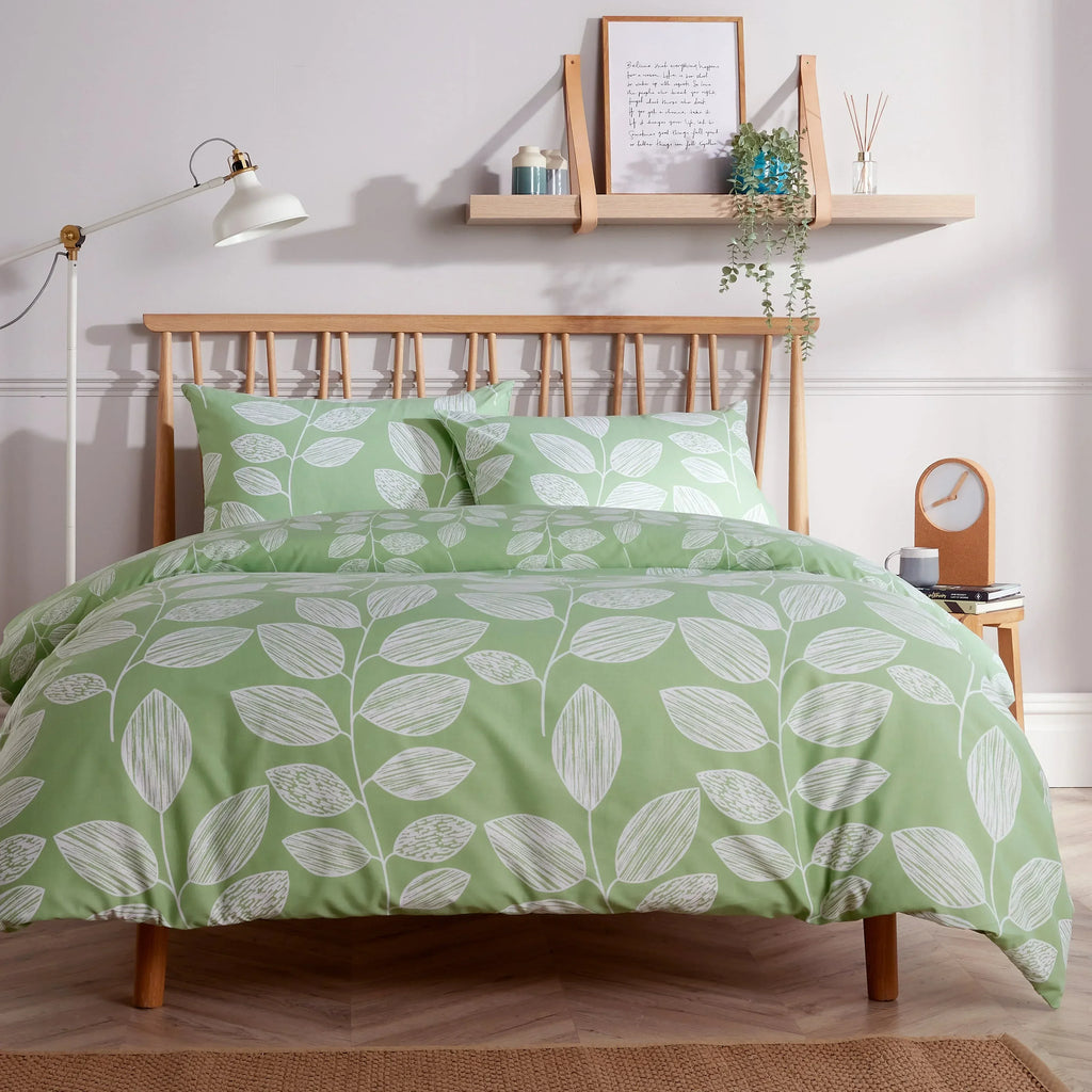 leaf-print-reversible-cotton-rich-duvet-cover-set-with-pillowcases-nature-inspired-bedding-in-black-and-gray-all-sizes-oeko-tex-certified-by-olivia-rocco-single-sage-green-duvet-cover - Bobobiy