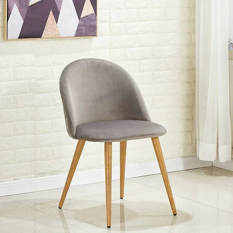 lucia-halo-dining-set-a-table-and-chairs-set-of-4-oak-grey_5060632406354_05c_MP - Bobobiy