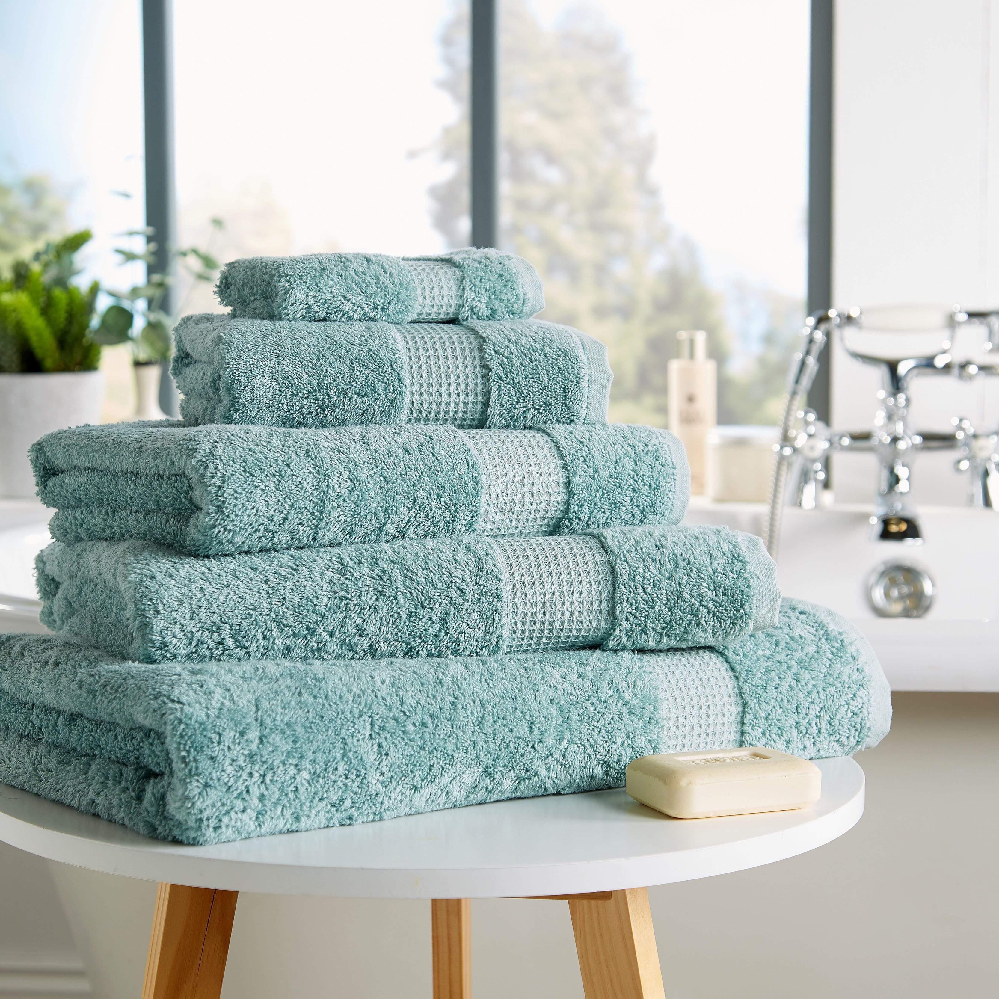 Luxe Egyptian Ultra-Soft Cotton Towels 700GSM High Absorbency Plush Spa Face Cloths Hand Towels Bath Towels XL Bath Sheets OEKO-TEX Certified