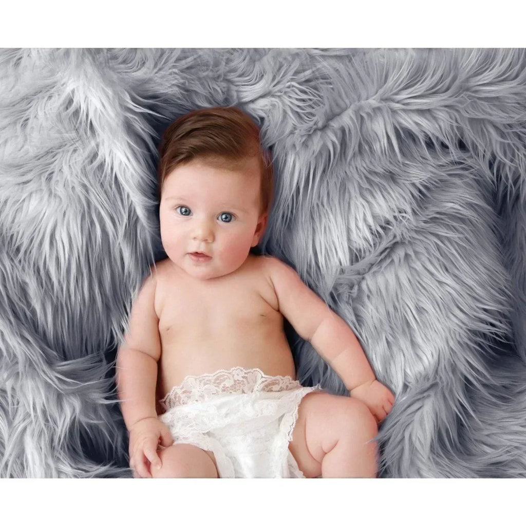 luxury-faux-fur-baby-blanket-grey-967554 - Bobobiy