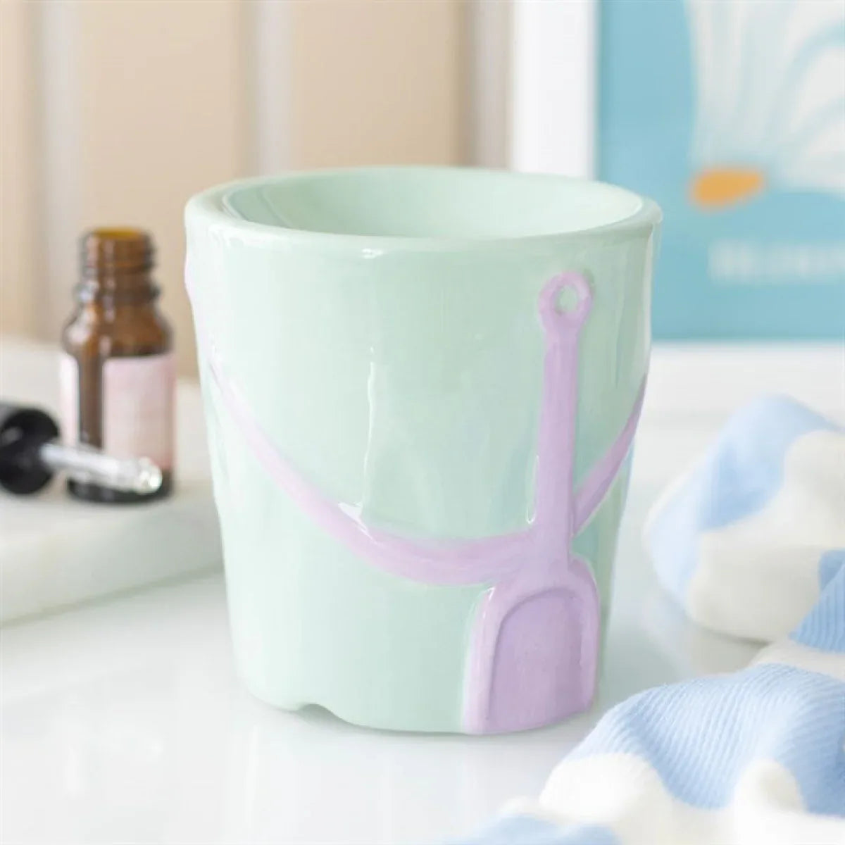 Pastel Bucket and Spade Oil Burner - Bobobiy