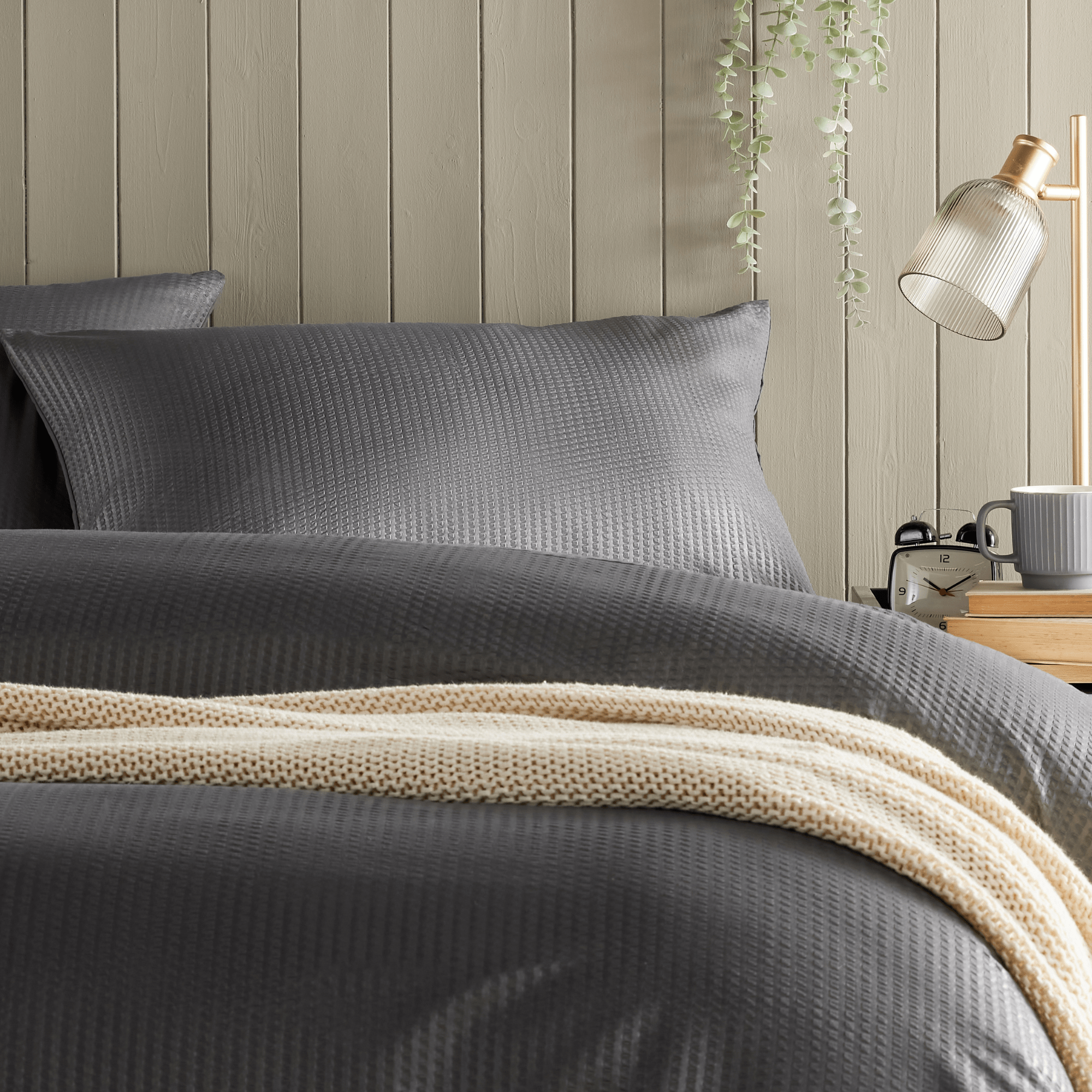 Monaco Seersucker Duvet Cover Set Super Soft Durable Bedding with Pillowcases Grey and White Single Double King