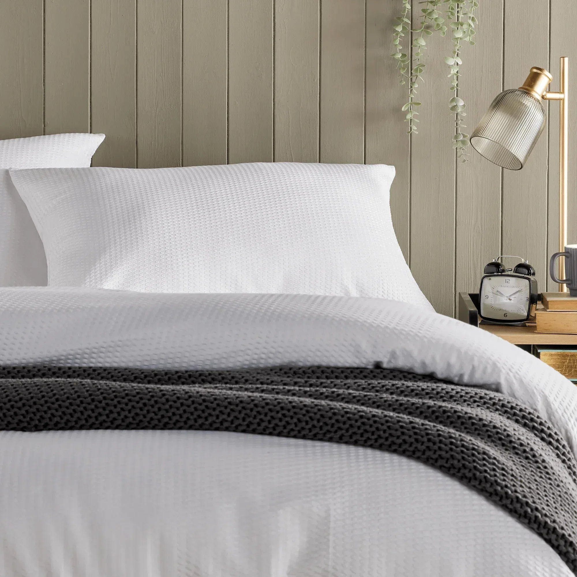 monaco-seersucker-duvet-cover-set-super-soft-durable-bedding-with-pillowcases-grey-and-white-single-double-king-by-olivia-rocco-duvet-cover-1026094323 - Bobobiy