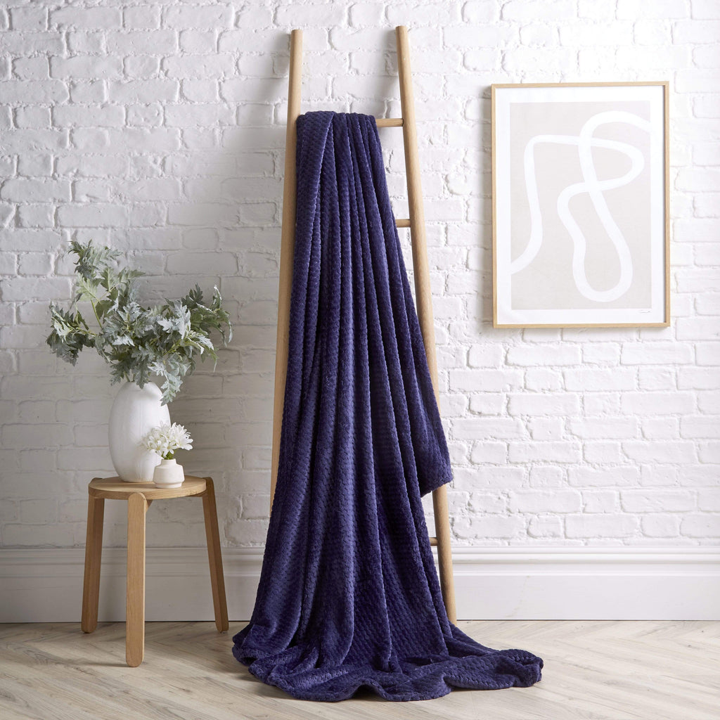 Oversized Chunky Soft Fleece Blanket Cloud Throw Faux Fur Polyester Blend Warm Stylish Home Decor Double King Beds Sofas