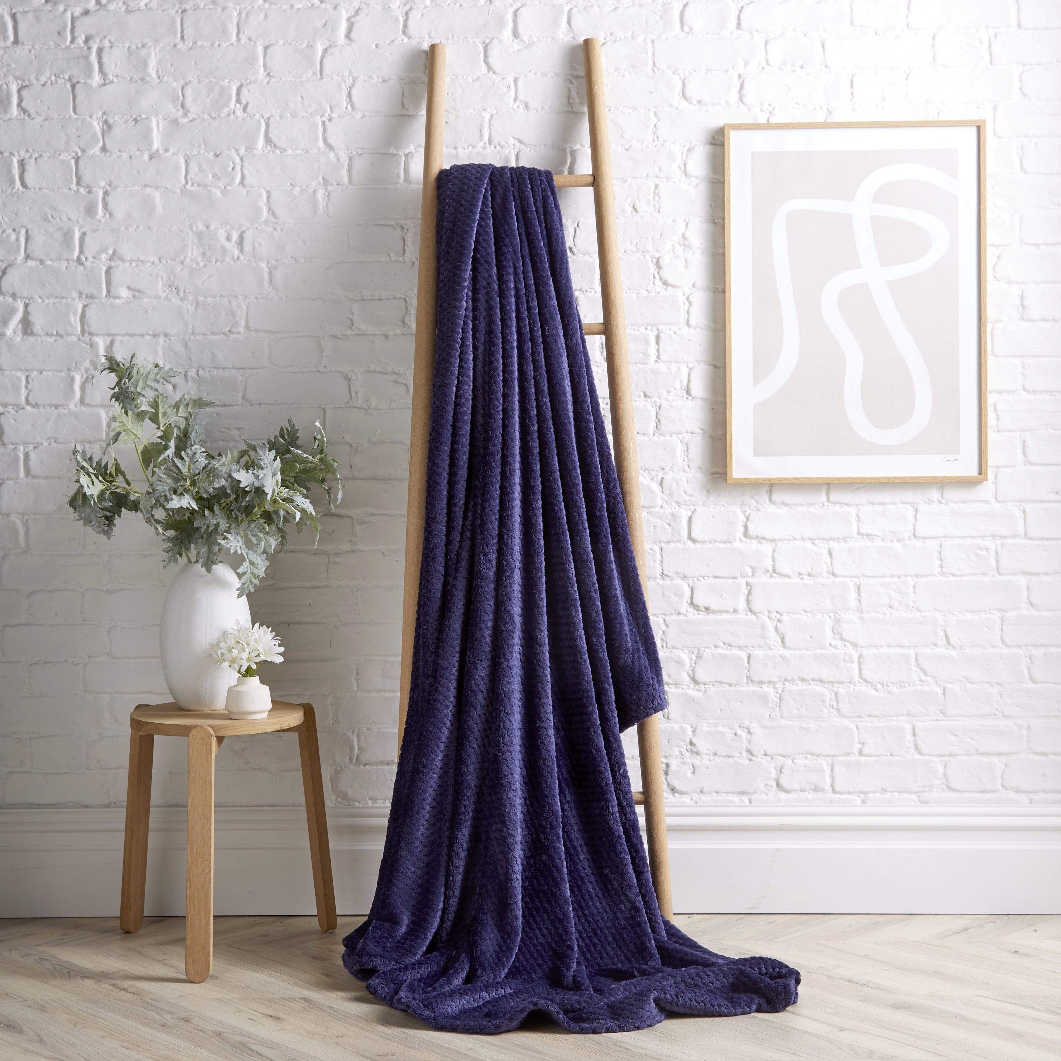 Oversized Chunky Soft Fleece Blanket Cloud Throw Faux Fur Polyester Blend Warm Stylish Home Decor Double King Beds Sofas