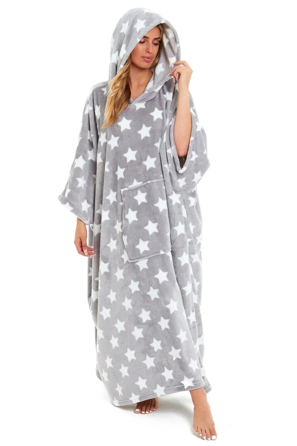 oversized-hooded-fleece-poncho-blanket-with-stars-and-polka-dots-plush-wearable-blanket-with-front-pocket-for-adults-indoor-outdoor-by-daisy-dreamer-grey-stars-hooded-blanket-63110500 - Bobobiy