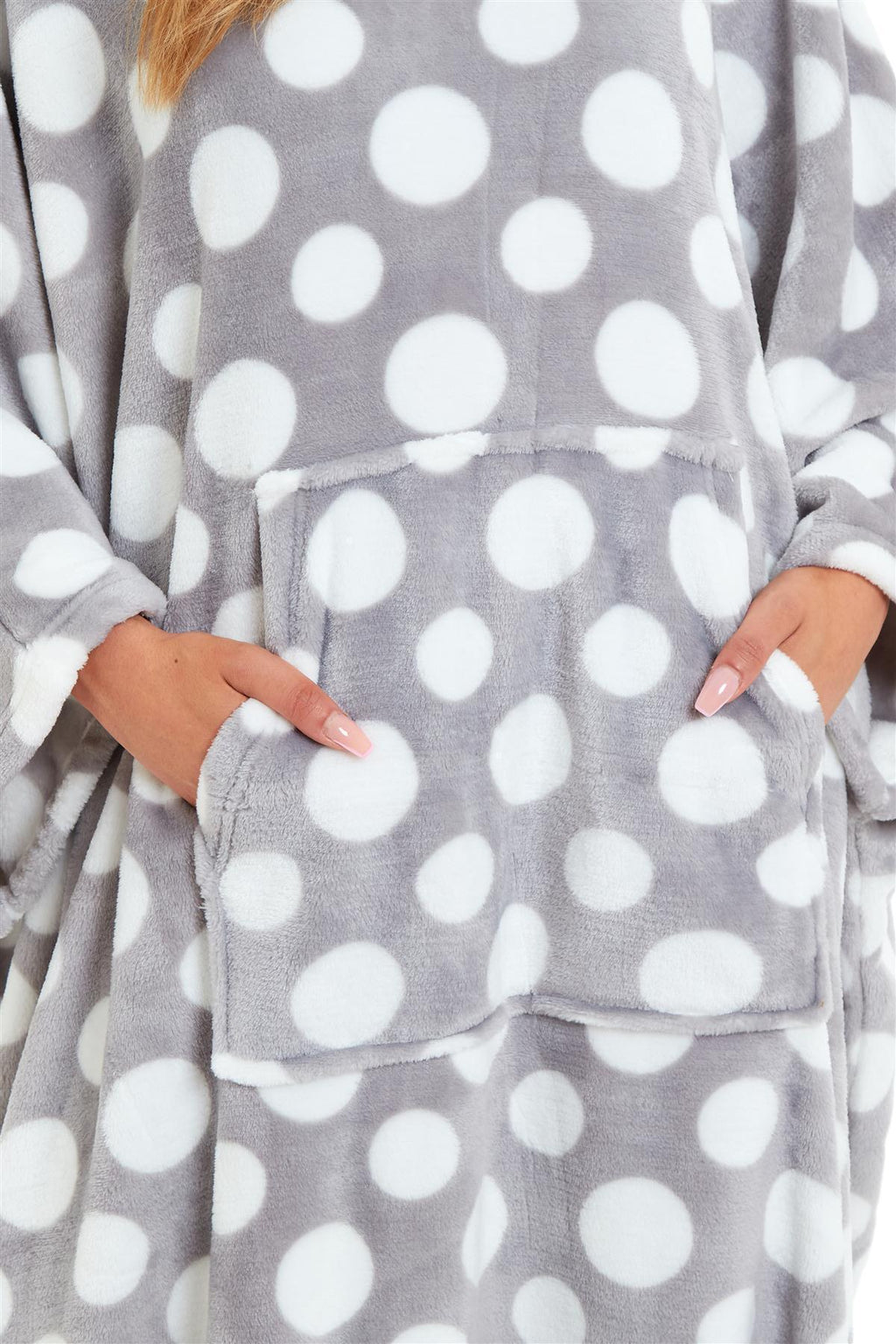 oversized-hooded-fleece-poncho-blanket-with-stars-and-polka-dots-plush-wearable-blanket-with-front-pocket-for-adults-indoor-outdoor-by-daisy-dreamer-hooded-blanket-631104991 - Bobobiy