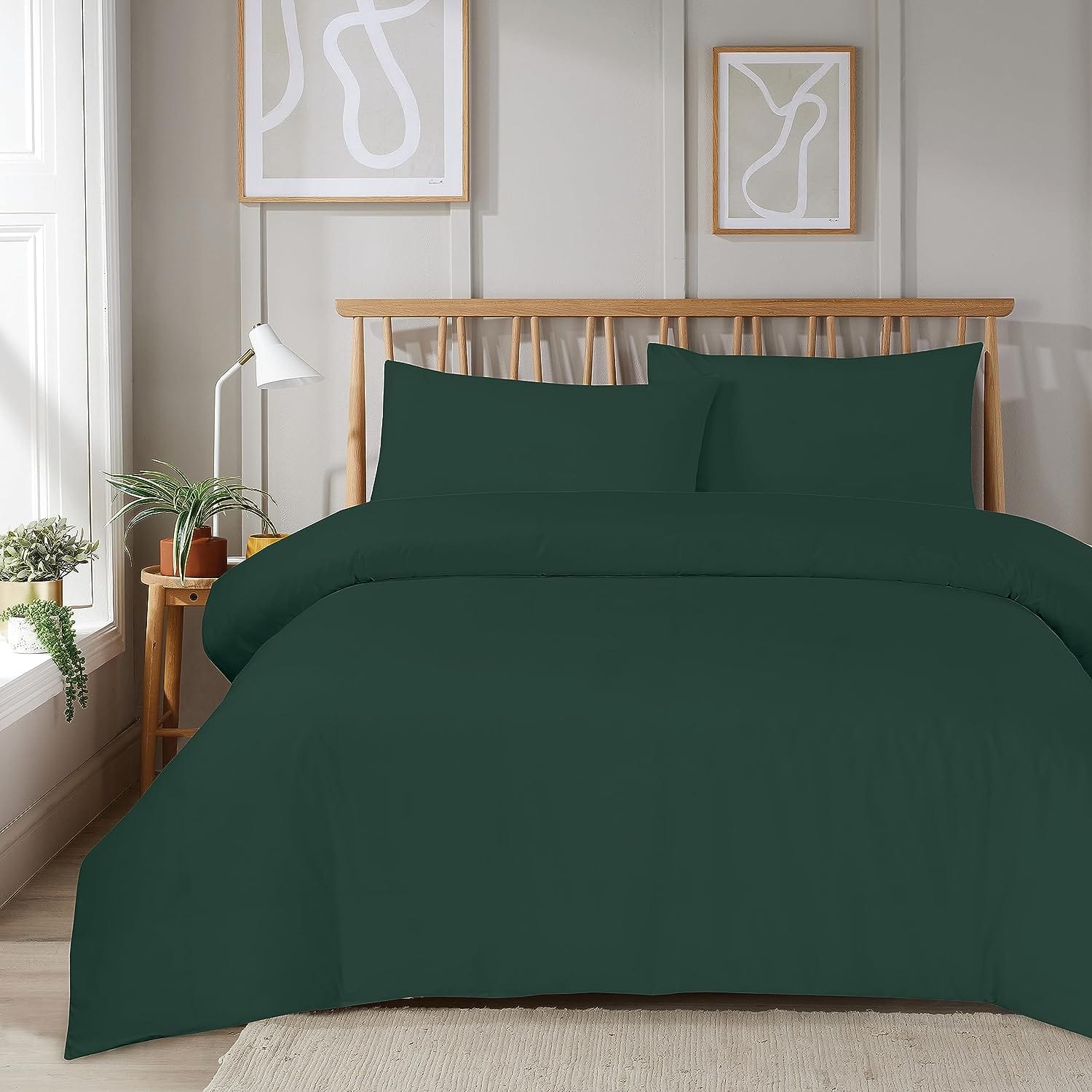 Plain Dye Luxurious Super Soft Duvet Set with Zipper Closure Easy Care Bed Linen in Various Sizes and Colours