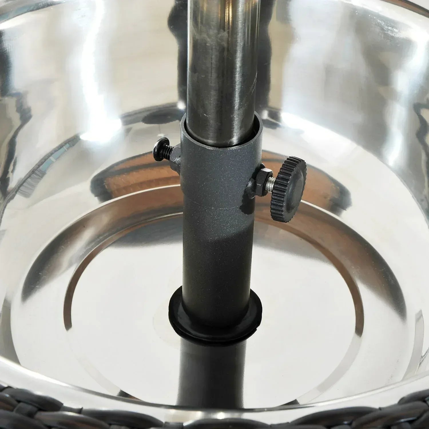 PE Rattan Ice Bucket Table, Height Adjustable Liftable Outdoor Drinks Cooler, 52 cm Round Garden Beer Cocktail Table with Lid for Bar, Patio, Terrace, Brown - Bobobiy