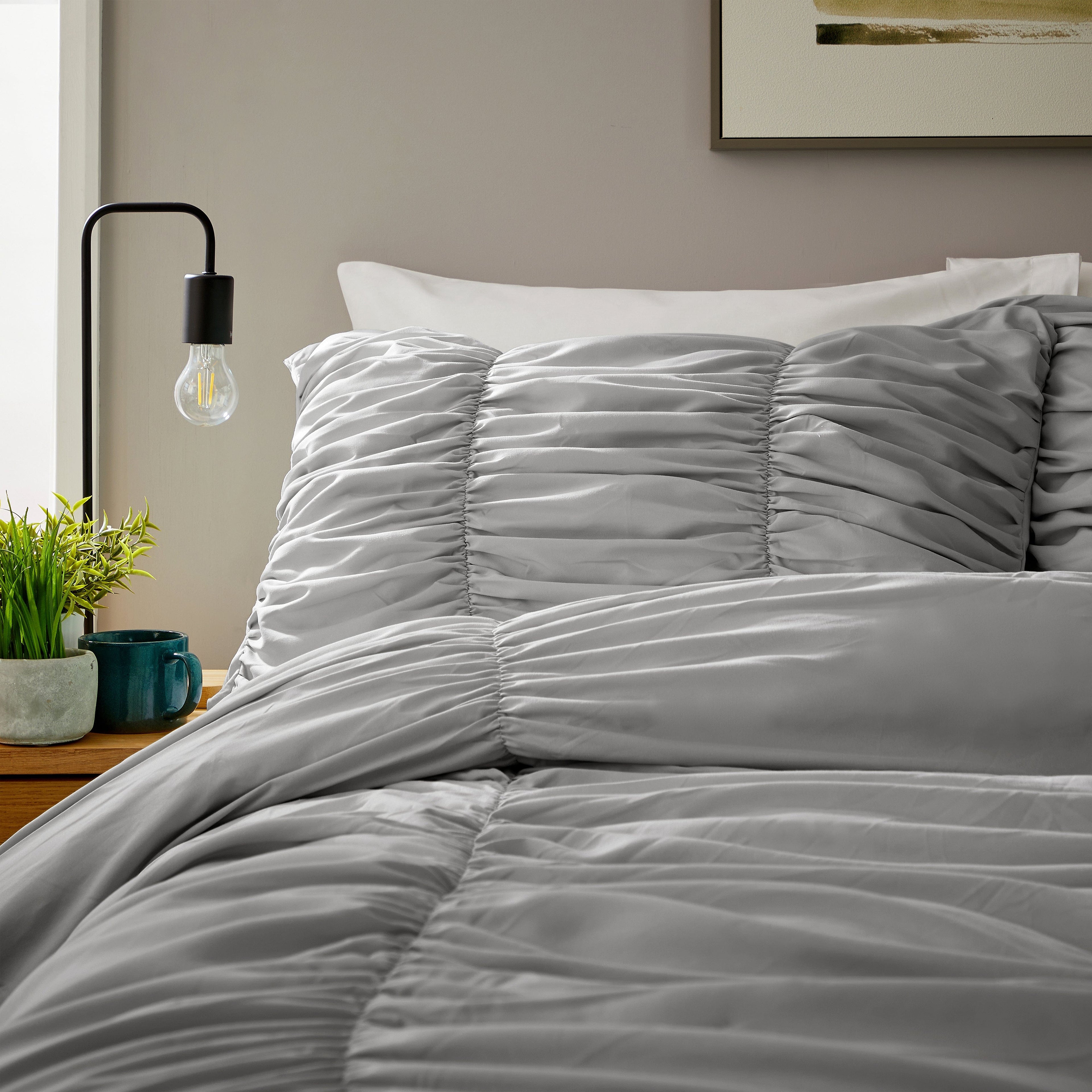 Ruched Grey Microfibre Duvet Cover Set with Pillowcases Ruffle Bedding Super Soft Easy Care Quilt Bed Linen