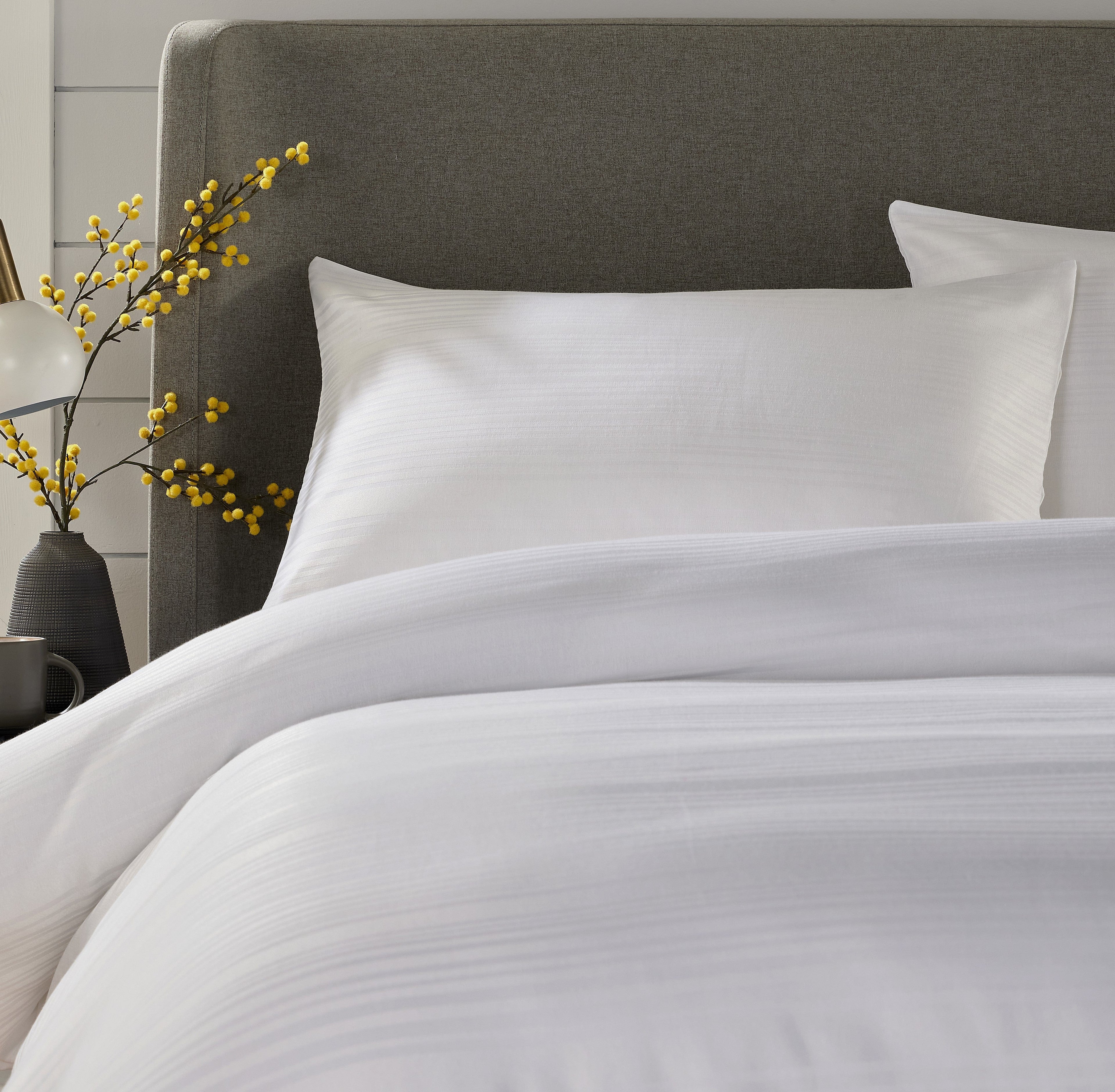 Stripe Jacquard Reversible Cotton Blend Duvet Cover Set with Pillowcases Luxurious Eco-Friendly Bedding for Master and Guest Bedrooms Multiple Sizes and Colours