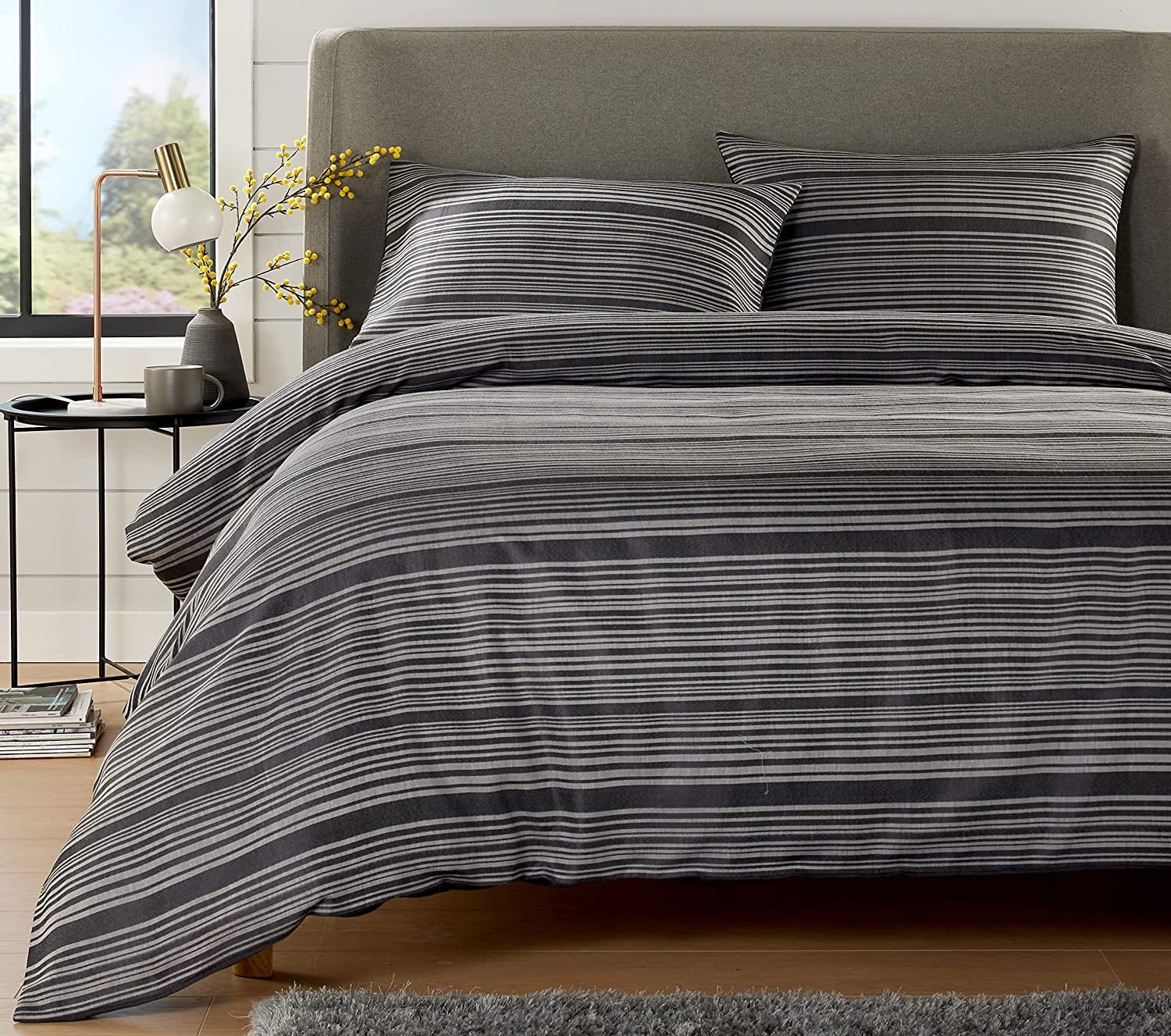 Stripe Jacquard Reversible Cotton Blend Duvet Cover Set with Pillowcases Luxurious Eco-Friendly Bedding for Master and Guest Bedrooms Multiple Sizes and Colours