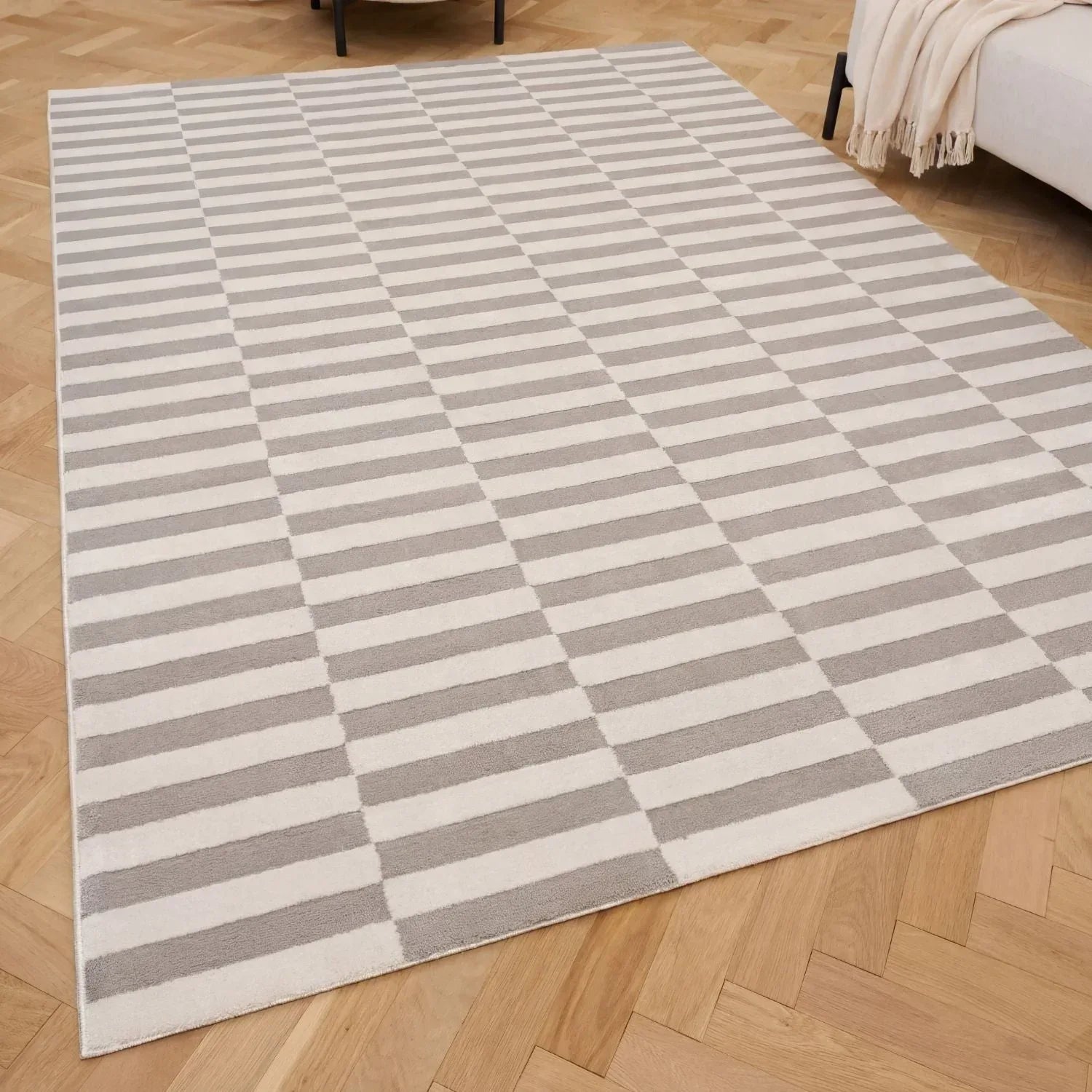 striped_grey_direct - Bobobiy