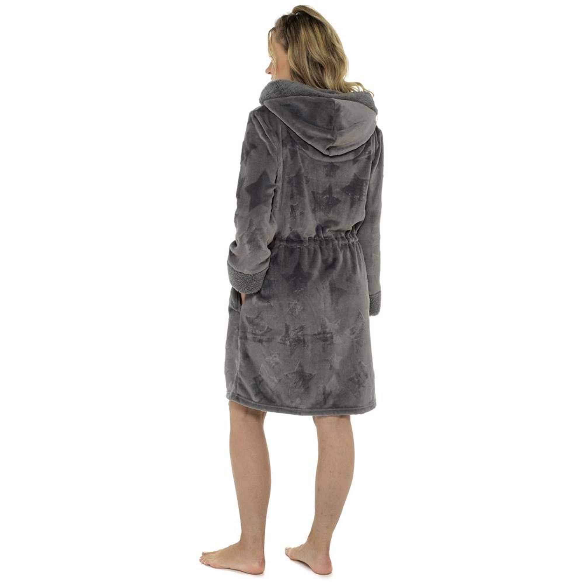 Ultra-Soft Women's Hooded Fleece Bathrobe with Zip Closure Warm Plush Dressing Gown for Home Spa Gym Multiple Colors and Sizes Cozy Loungewear