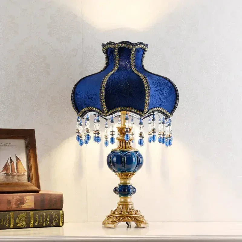 vintage-bedroom-lamp-romantic-european-style-nightlight-7063811 - Bobobiy