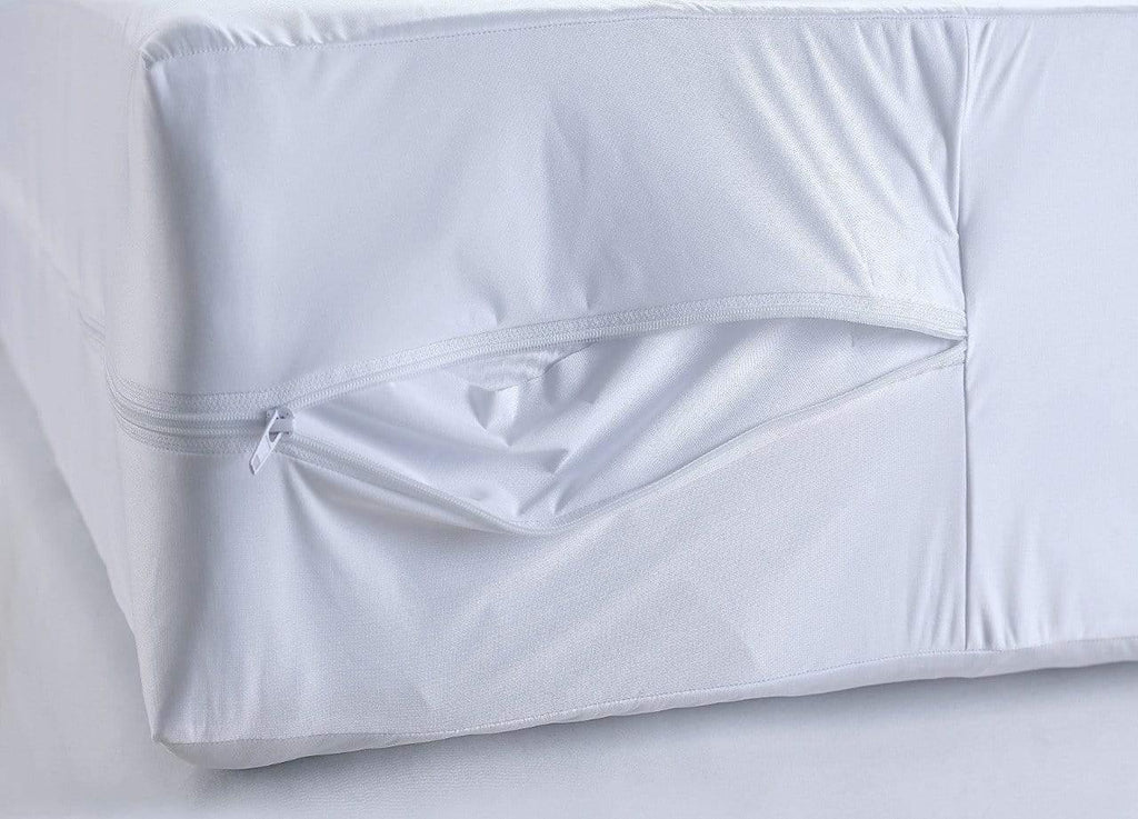 waterproof-anti-bed-bug-mattress-protector-extra-deep-hypoallergenic-dust-mite-barrier-zipper-encaser-by-olivia-rocco-single-mattress-protector-518058544 - Bobobiy
