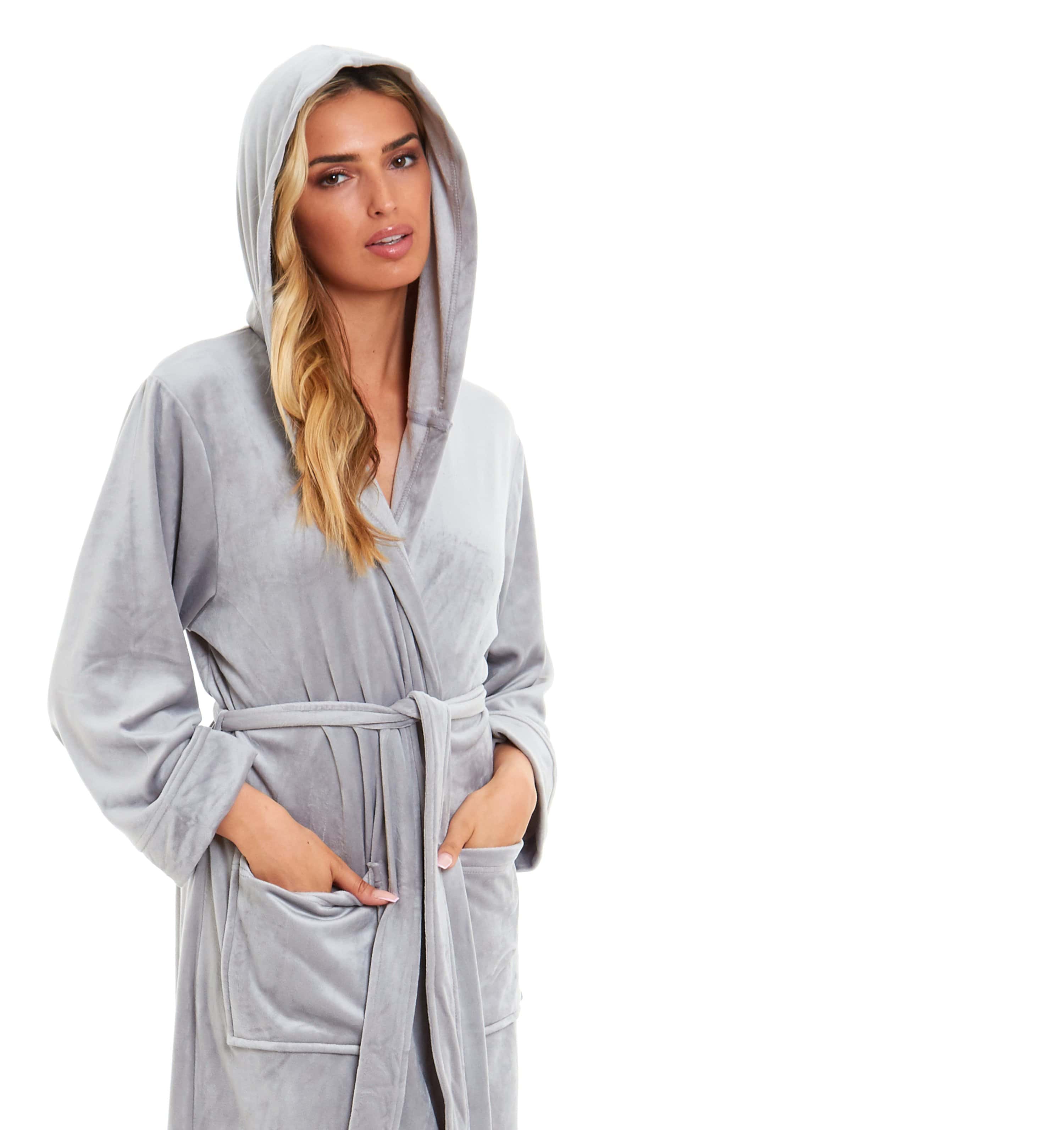 Women's Luxurious Velour Hooded Bathrobe Soft Touch Stretch Loungewear Elegant Comfort
