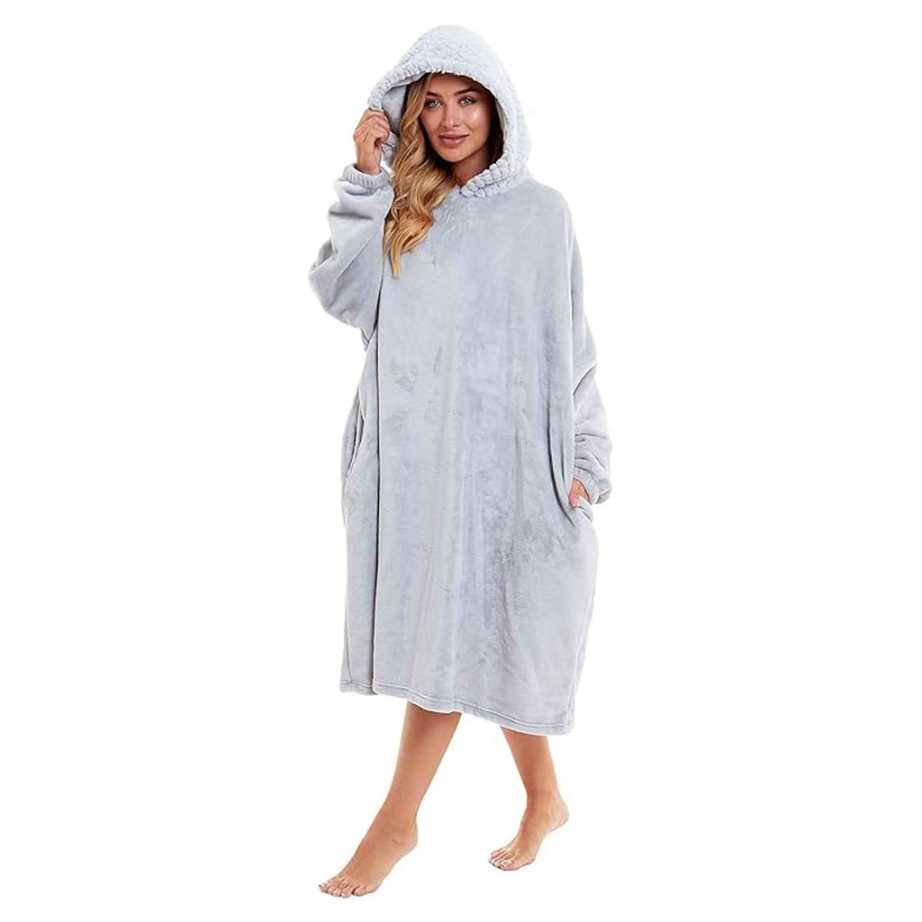 Women's Oversized Plush Hooded Poncho Blanket Cozy Fleece Hoodie with Fur Hood Ideal for Lounging Camping Outdoor Warmth