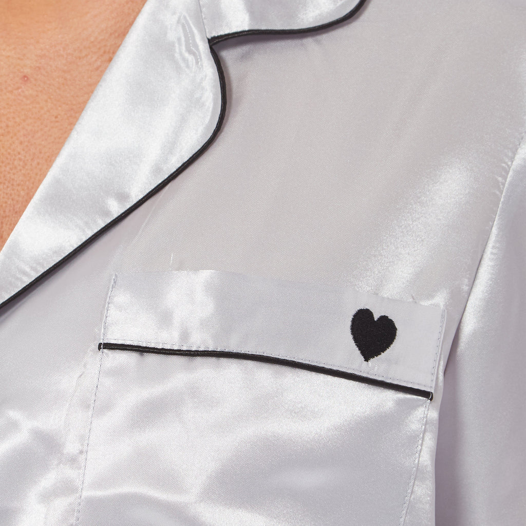 Women's Satin Silk Luxurious Pyjama Set with Dress Shirt Collar and Loose-Fitting Pants in Black Pink Grey