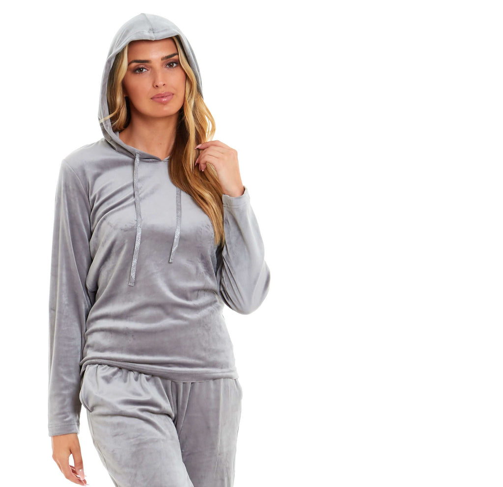 Women's Soft Touch Velour Hooded Pyjama Set Warm Stretchable Nightwear Perfect for Lounging Sleeping Sizes 8-22