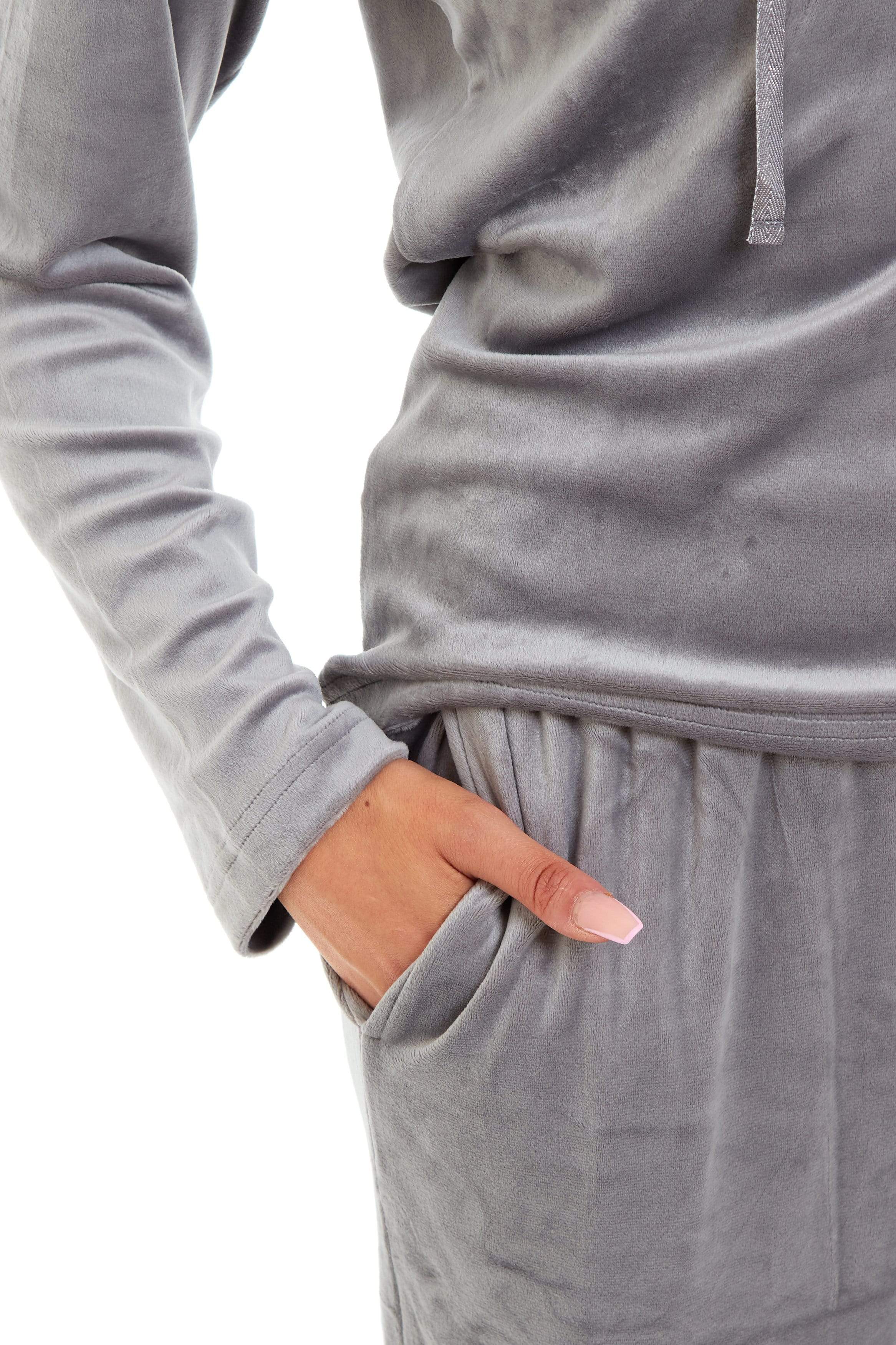 Women's Soft Touch Velour Hooded Pyjama Set Warm Stretchable Nightwear Perfect for Lounging Sleeping Sizes 8-22