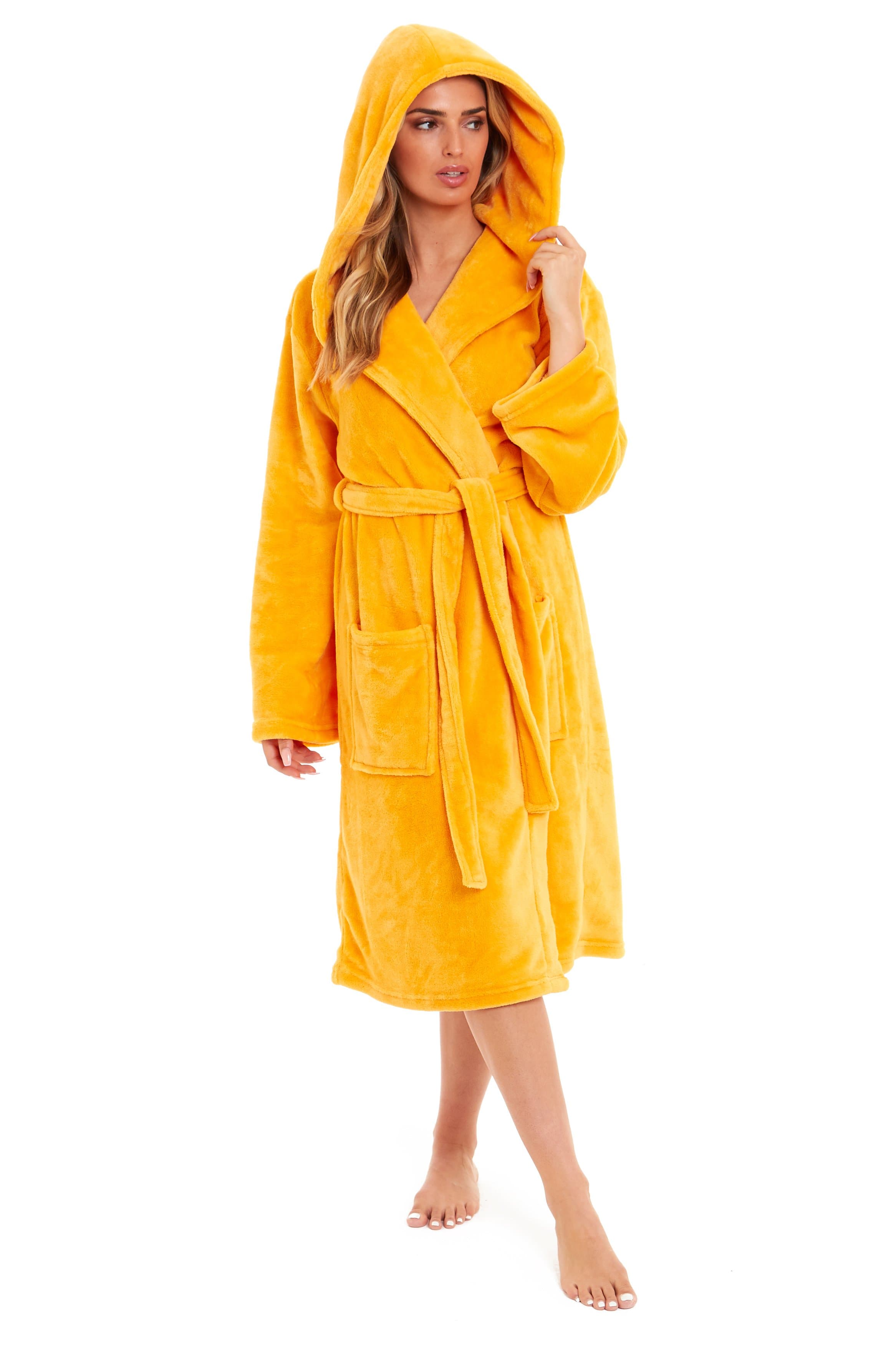 Women's Ultra-Soft Hooded Plush Fleece Dressing Gown Warm Velvet Bathrobe for Lounging and Relaxing in Winter