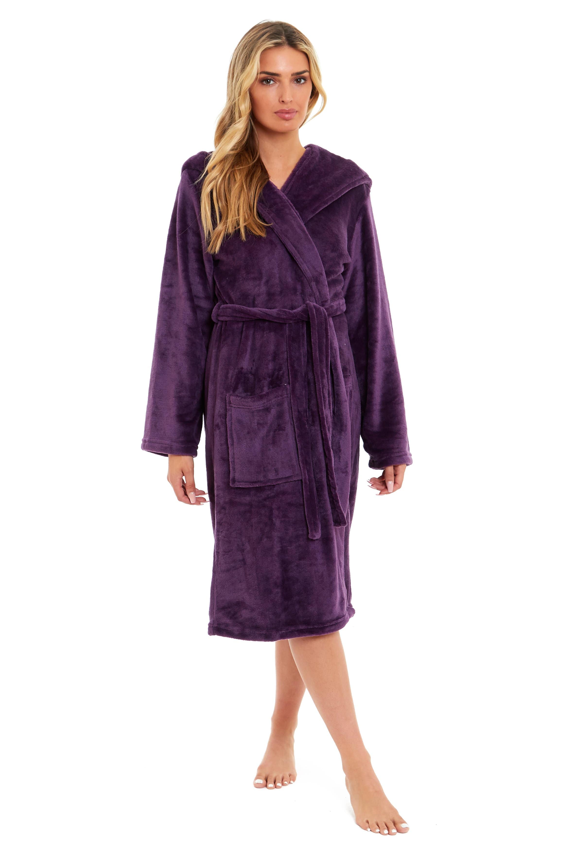 Women's Ultra-Soft Hooded Plush Fleece Dressing Gown Warm Velvet Bathrobe for Lounging and Relaxing in Winter