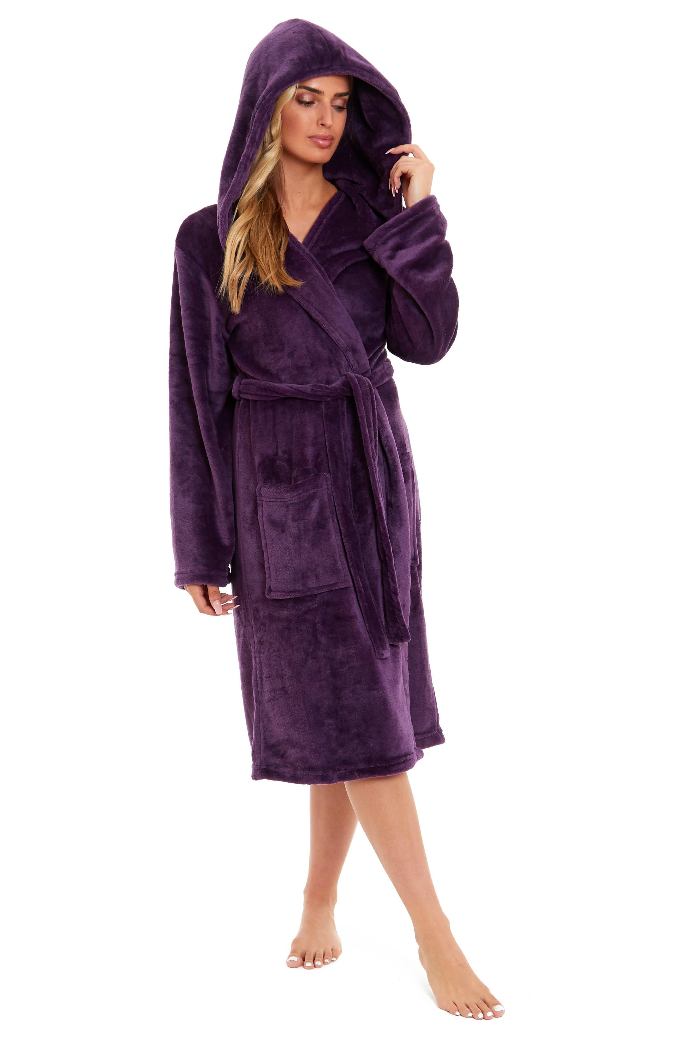 Women's Ultra-Soft Hooded Plush Fleece Dressing Gown Warm Velvet Bathrobe for Lounging and Relaxing in Winter