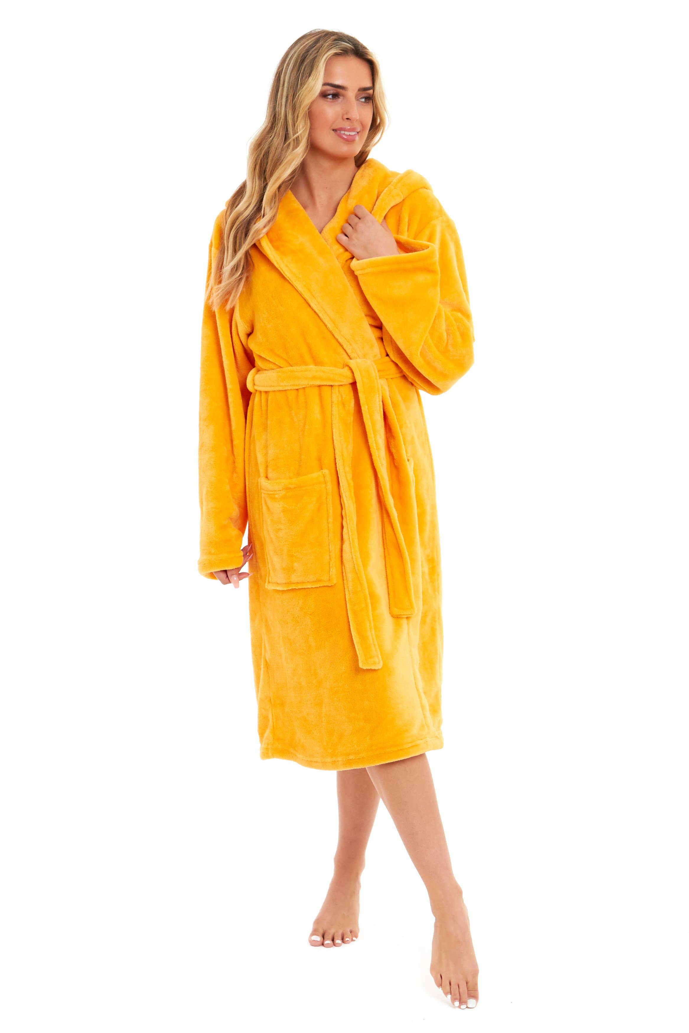 Women's Ultra-Soft Hooded Plush Fleece Dressing Gown Warm Velvet Bathrobe for Lounging and Relaxing in Winter