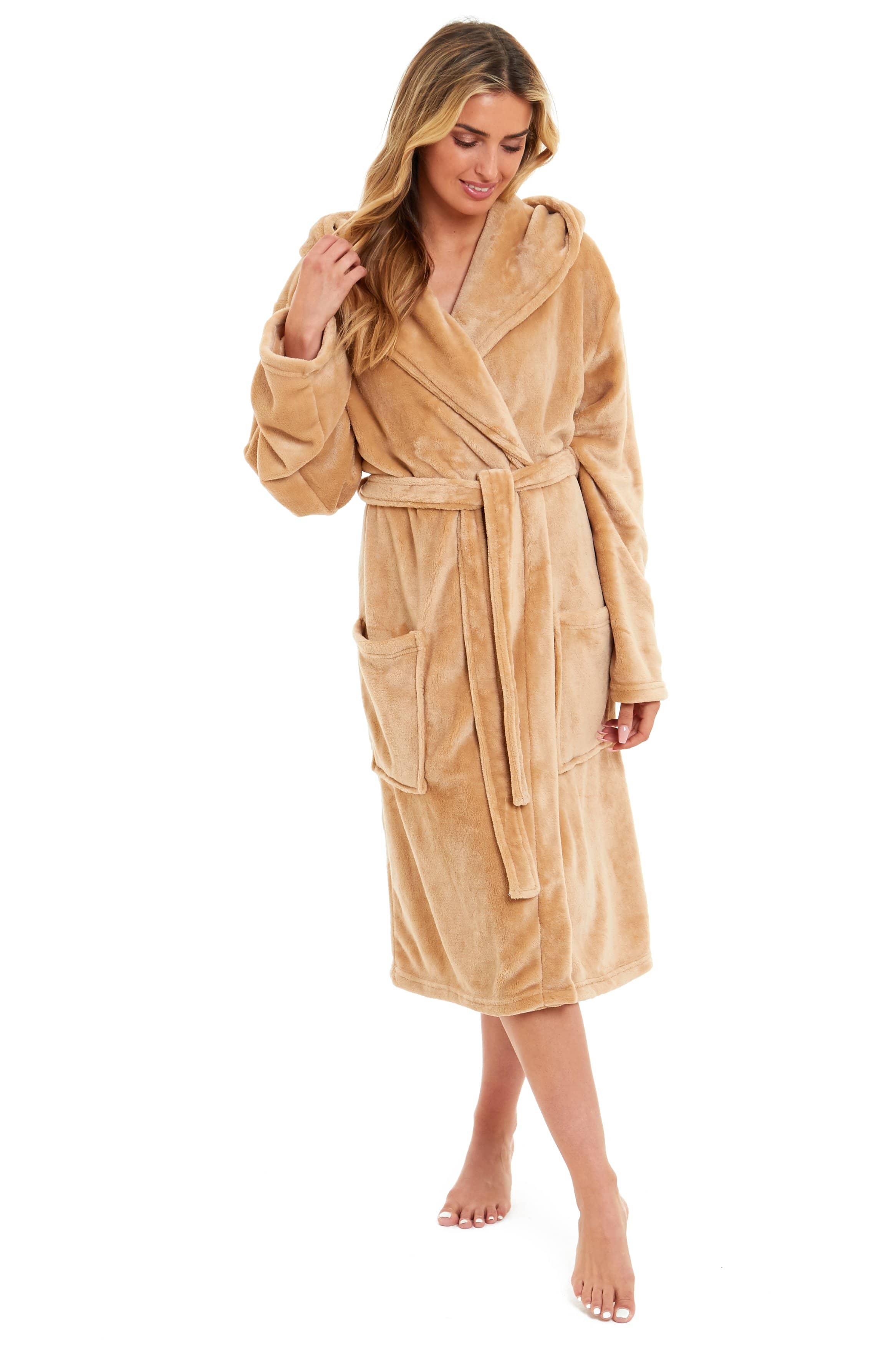 Women's Ultra-Soft Hooded Plush Fleece Dressing Gown Warm Velvet Bathrobe for Lounging and Relaxing in Winter