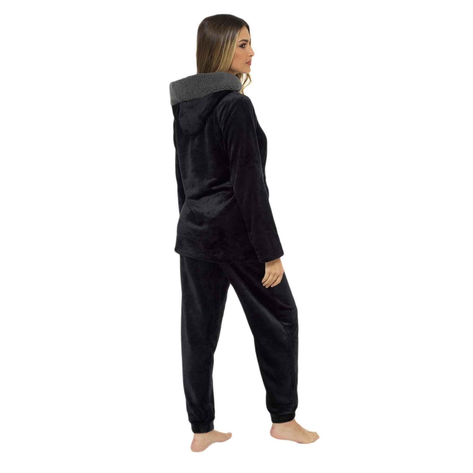 Women's Ultra-Soft Plush Fleece Hooded Pajama Set Cozy Winter Nightwear Warm Loungewear for Home Relaxation